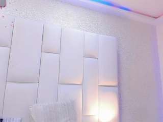 angeles-bust webcam model stream image