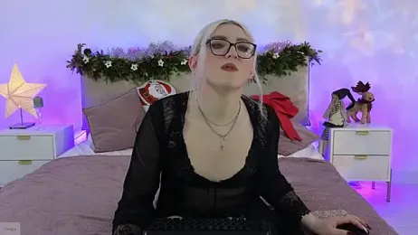 Jules_night webcam model stream image