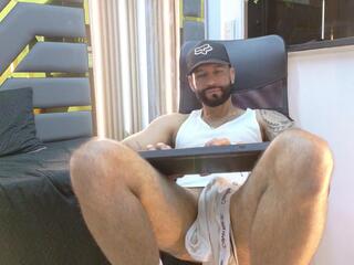 Yorby Maxx webcam model stream image