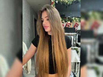 SweetyMia webcam model stream image