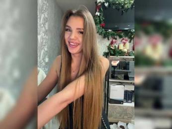 SweetyMia webcam model stream image