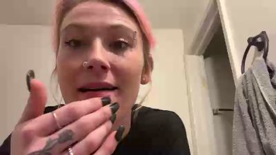 Emwarr1998 webcam model stream image