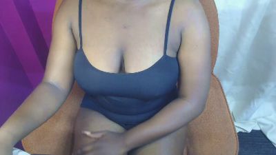 stouteamora webcam model stream image