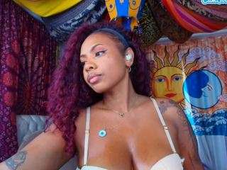 elizagrey webcam camsoda model stream image