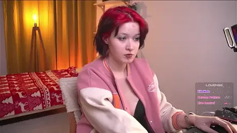 bluebeell webcam stripchat model stream image