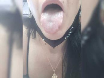 BlackCristal webcam model stream image