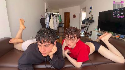 Ne0on webcam model stream image