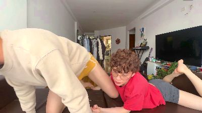 Ne0on webcam model stream image