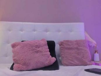 AlayshaJohnson webcam model stream image