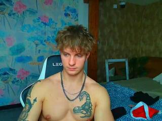 Levi Manning webcam model stream image