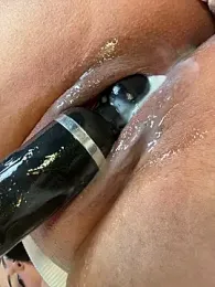 Zendaa_ webcam model stream image