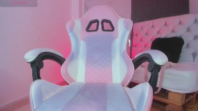 chloe_sagee webcam model stream image