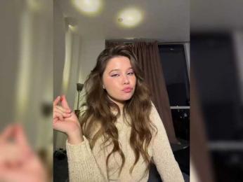 Chiculya webcam model stream image