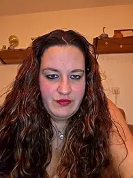 justtess webcam model stream image