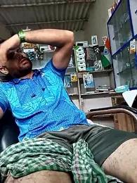 Priynkarani webcam model stream image