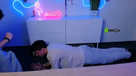 leo_valor webcam model stream image