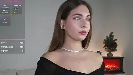 chloi_hes webcam model stream image