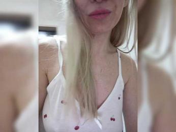 Love-blondi webcam bongacams model stream image