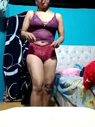 Saraa_xx webcam stripchat model stream image