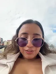 Kay_LustyWife webcam model stream image