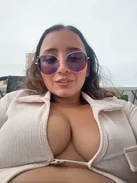 Kay_LustyWife webcam model stream image