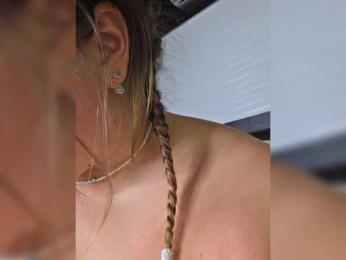 FLUFFY_BEAUTY webcam model stream image