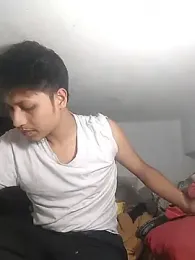 Lura_S_baby_ webcam model stream image