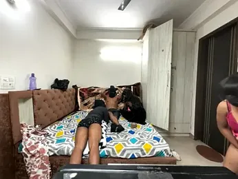 avnikaur webcam stripchat model stream image