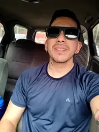 MrWolfHot webcam model stream image