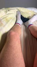 Redoutside webcam model stream image