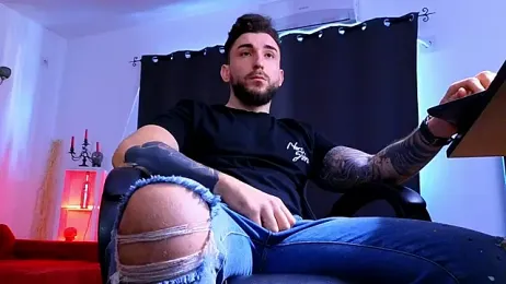 MightyAaron66 webcam stripchat model stream image