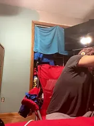 SmokingSloth webcam model stream image