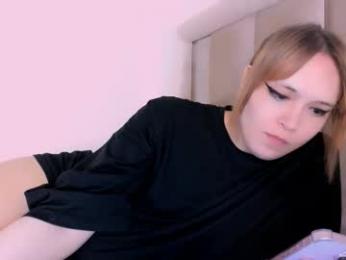 yomoyoo webcam model stream image