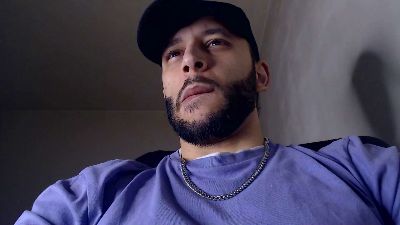 Henryaxe webcam model stream image