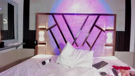 Athenea_Mills webcam model stream image