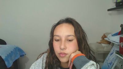 Skarlet_Adams webcam model stream image