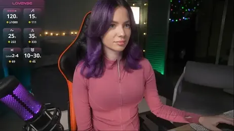 Emberella_ webcam model stream image