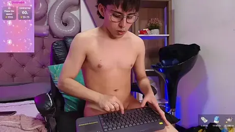 PepperTwink webcam stripchat model stream image