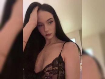 -Violetta- webcam bongacams model stream image