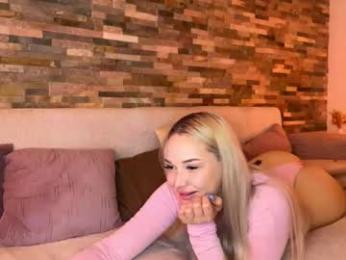 aurora_asti_ webcam chaturbate model stream image