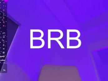 laura_hills18 webcam model stream image