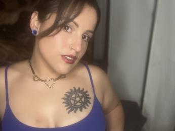 BrattyBride webcam model stream image