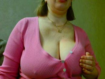 _Brionia_ webcam model stream image
