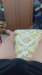 Brutuss webcam model stream image