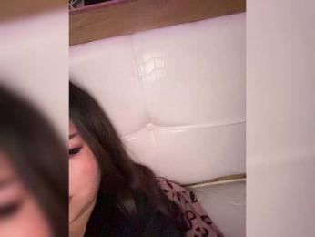 A-----------YA webcam model stream image