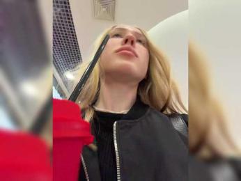 LiiBaby webcam model stream image