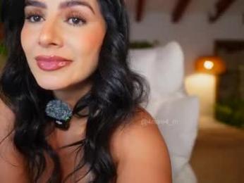 meegan1 webcam model stream image