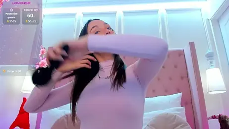 LuisaVee webcam model stream image