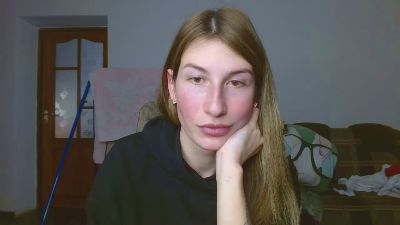 Evelyn_21_m webcam model stream image