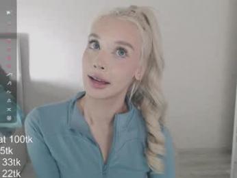 vickyfuckingdoll webcam model stream image